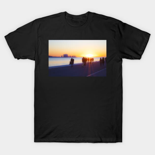 walking to the sun T-Shirt by terezadelpilar